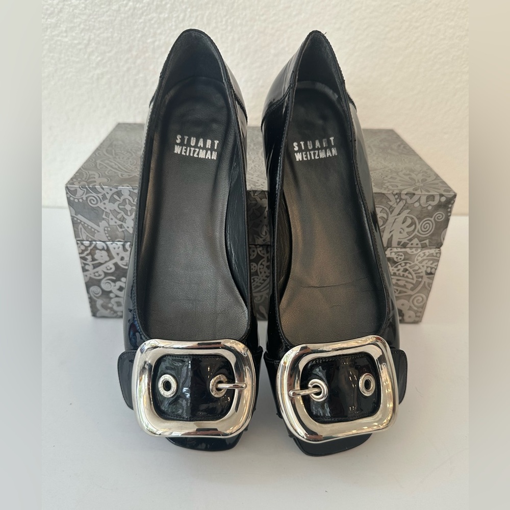 Stuart Weitzman Black Patent Buckle Peep Toe Flat Sz 4.5 GUC